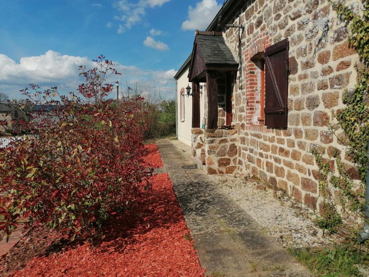 Le Petit Verger, 1 Impasse De La Fenouillere 61330 Céaucé Esterno foto