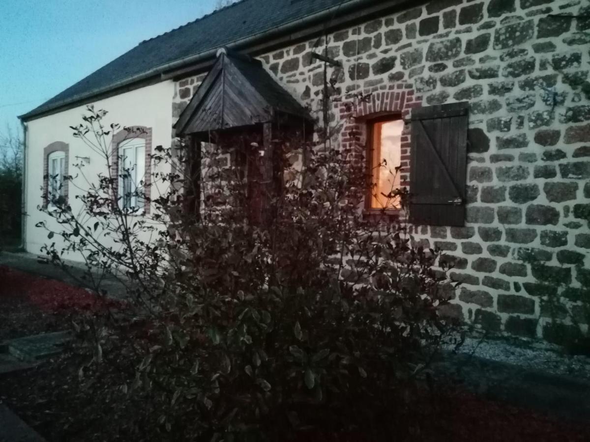 Le Petit Verger, 1 Impasse De La Fenouillere 61330 Céaucé Esterno foto