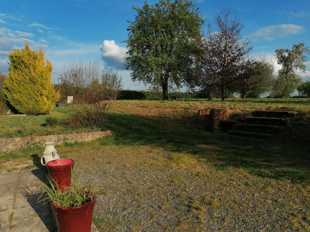 Le Petit Verger, 1 Impasse De La Fenouillere 61330 Céaucé Esterno foto